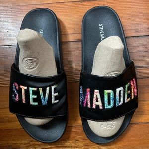 Steve Madden slides